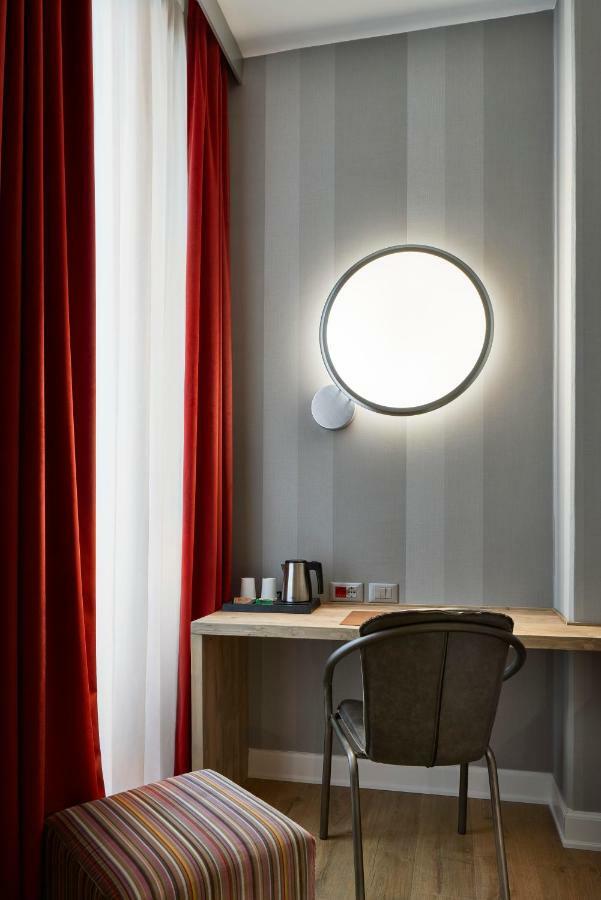 The Modernist Hotel Триест Екстериор снимка